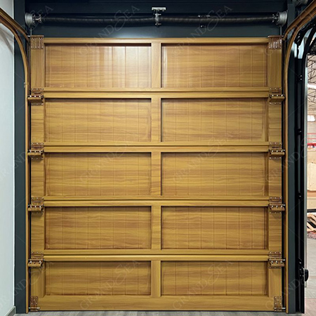 Wood&nbsp;grain&nbsp;aluminum garage doors