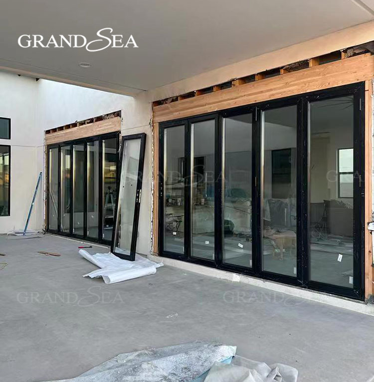 aluminium bifold door