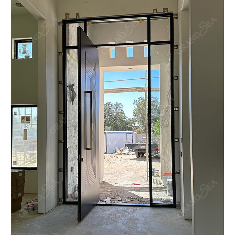 Aluminium Pivot Front Door