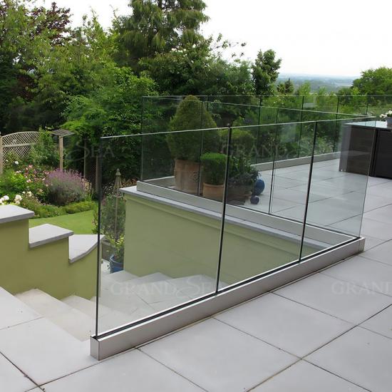 frameless glass balustrade